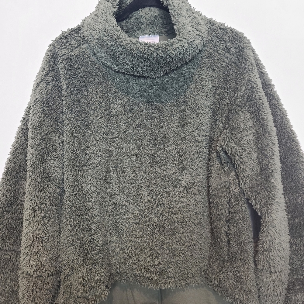 LULULEMON Warm Restore Sherpa Fleece Pullover in Army Green Size M/L - Picture 4 of 12